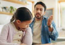 ¿Cómo poner límites a los niños pequeños con amor y firmeza?